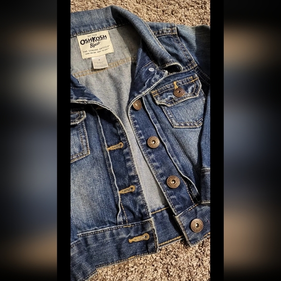 Oshkosh B'gosh girls denim jacket size 4T - Picture 2 of 6